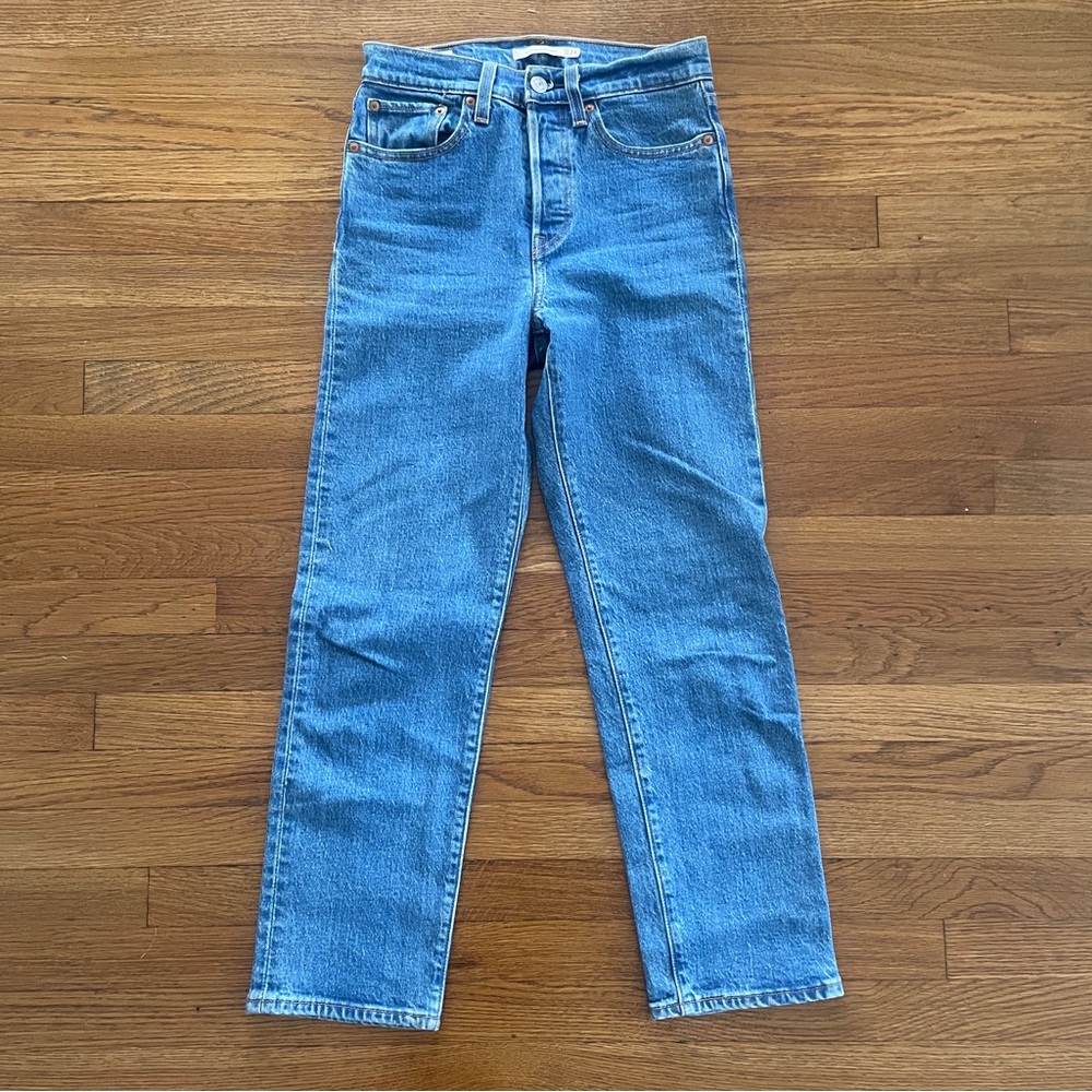 Levi’s Wedgie Straight 24